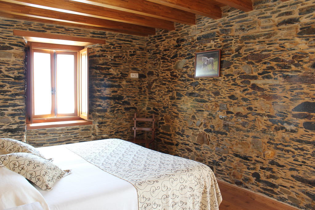 Casa Rural Soutomoro Loiba Стая снимка